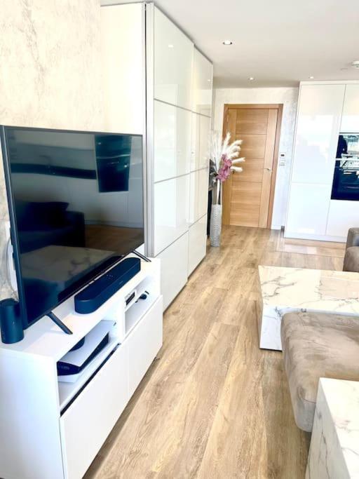 Ocean Village High Floor Luxury Modern Apartment Gibraltar Eksteriør billede