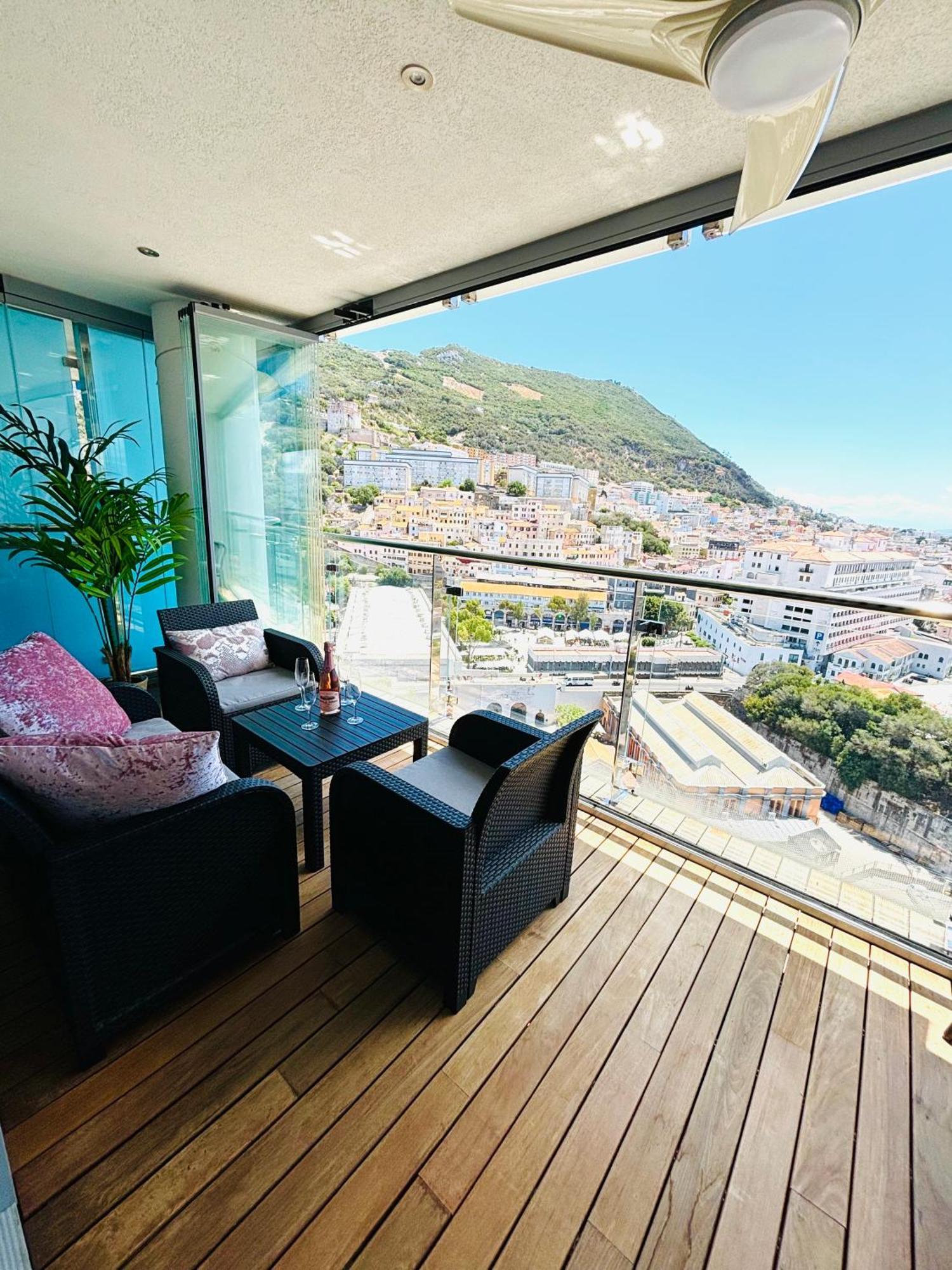 Ocean Village High Floor Luxury Modern Apartment Gibraltar Eksteriør billede