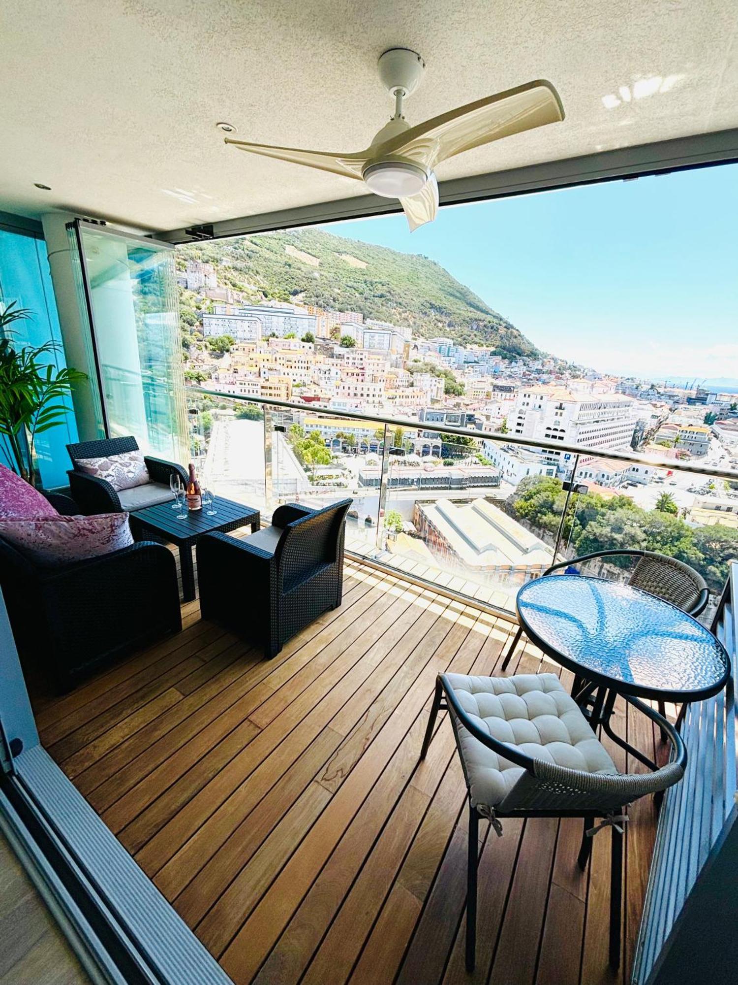 Ocean Village High Floor Luxury Modern Apartment Gibraltar Eksteriør billede