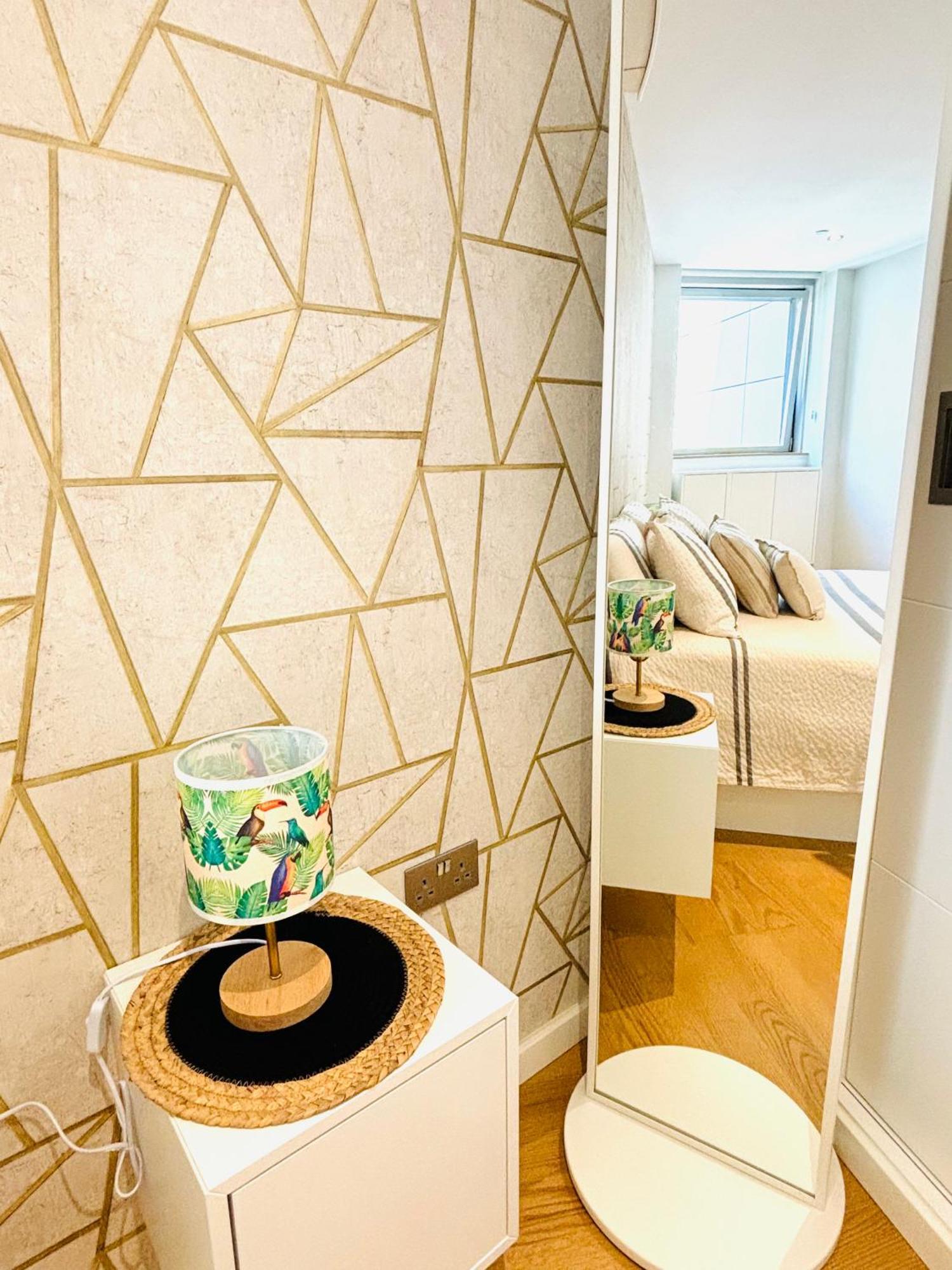Ocean Village High Floor Luxury Modern Apartment Gibraltar Eksteriør billede